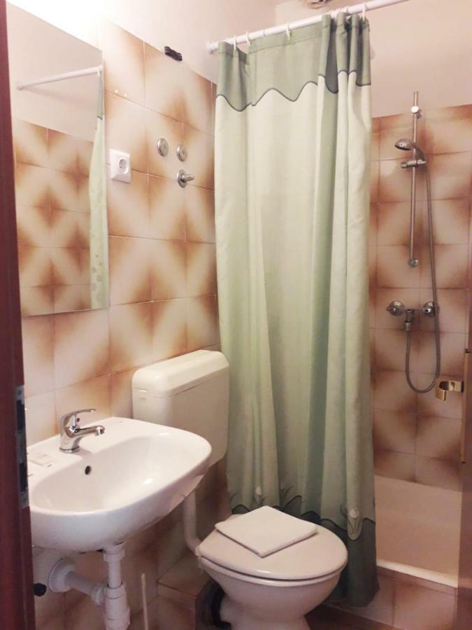 Apartments Mira มาคาร์สกา ภายนอก รูปภาพ