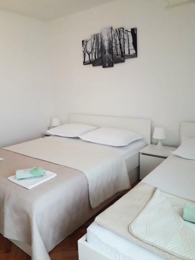 Apartments Mira มาคาร์สกา ภายนอก รูปภาพ